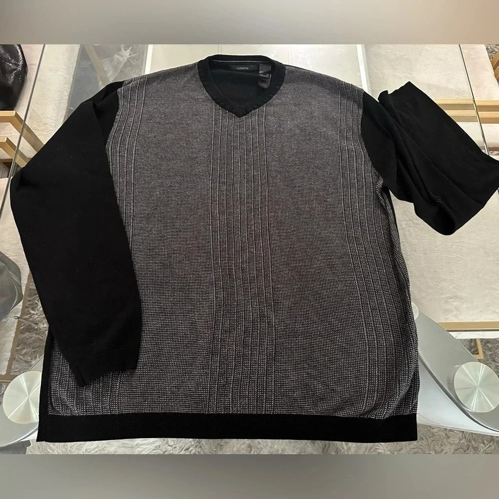 Claiborne sweater size xl